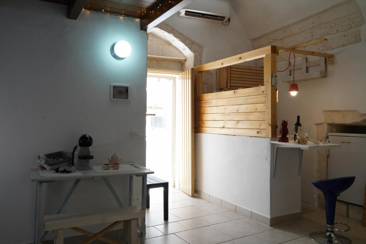 Casetta Particolare - Nel Cuore Di Ostuni Bagian luar foto