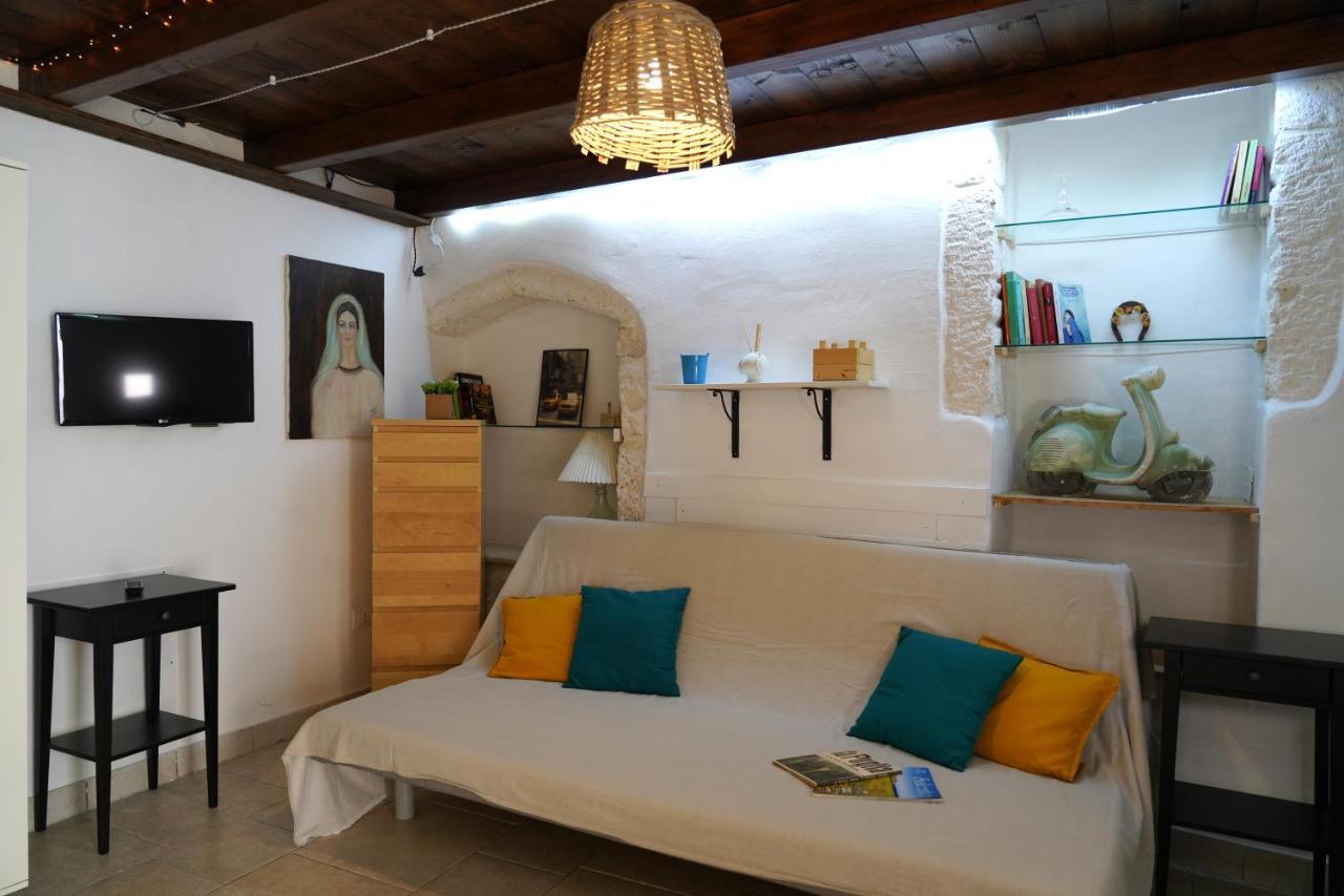 Casetta Particolare - Nel Cuore Di Ostuni Bagian luar foto