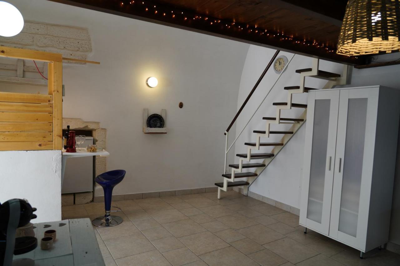 Casetta Particolare - Nel Cuore Di Ostuni Bagian luar foto